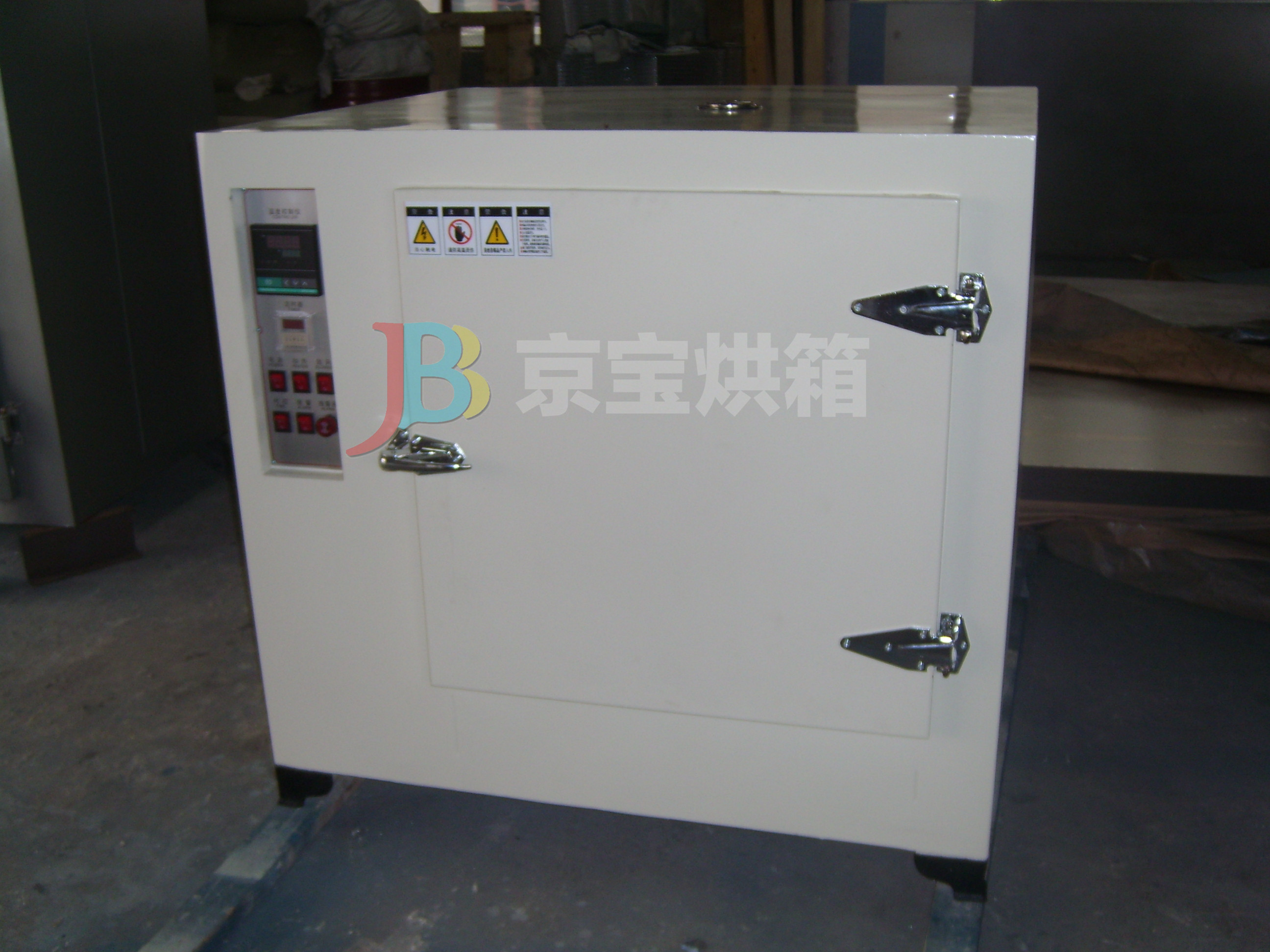 小型實(shí)驗(yàn)室烘箱-2